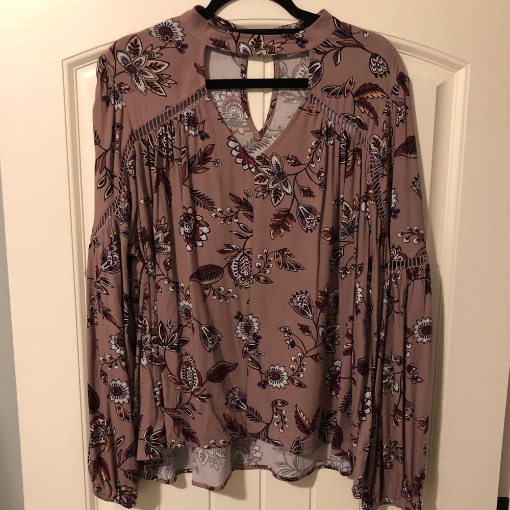 NWOT Melrose and Market blouse size XL